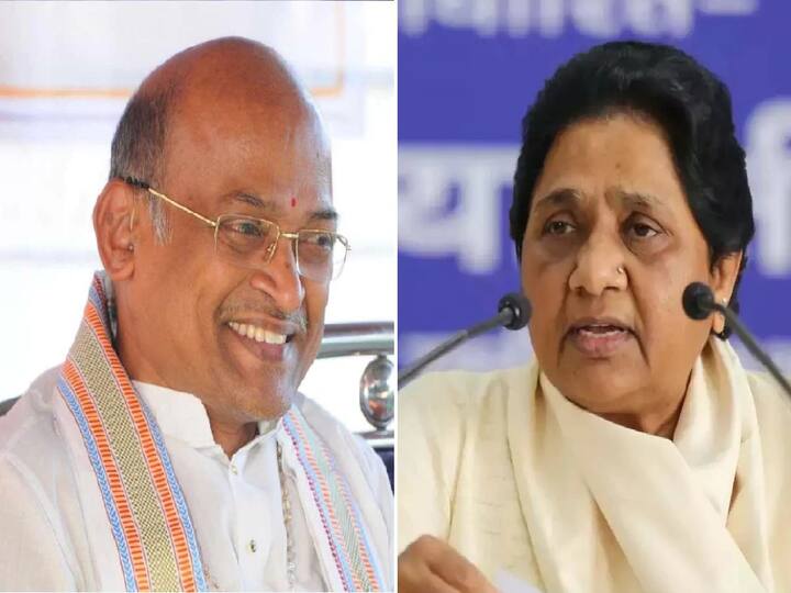 Garikapati Comments on Mayawati: BSP leaders complaints against Garikapati DNN Garikapati Comments: గరికపాటిపై ఎస్సీ, ఎస్టీ కేసు నమోదు చేయాలి - బీఎస్పీ నేతల ఫిర్యాదులు