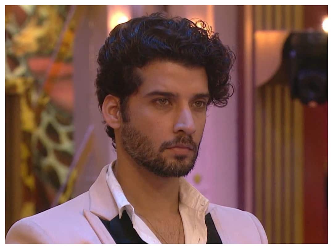 Bigg Boss 16: Gautam Says Tina Datta, Shalin Bhanot's Relationship Is Fake, Calls Shiv Thakare a bully Bigg Boss 16: Gautam Vig Says Tina Datta, Shalin Bhanot's Relationship Is Fake, Calls Shiv Thakare A Bully