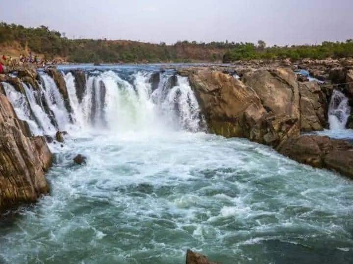 MP News Jabalpur beauty will seen in films MP Government 500 hectares of land allotted for Film City ANN MP News: फिल्मों और सीरियल में दिखेगी जबलपुर की खूबसूरती, फिल्म सिटी के लिए 500 हेक्टेयर भूमि आवंटित