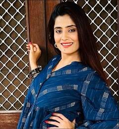 एंड्रिला शर्मा से लेकर वैशाली ठक्कर तक, वो चमकते सितारे जिन्होंने कम उम्र में कहा दुनिया को अलविदा