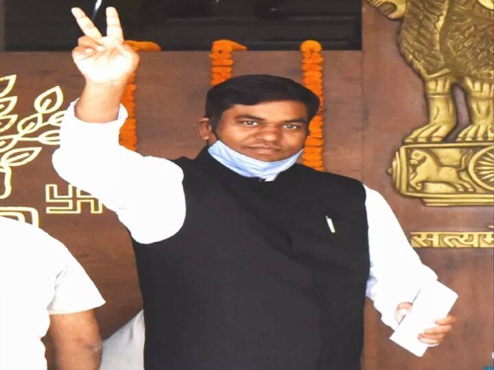 'संजय जायसवाल रोड छाप गुंडा', उपचुनाव से पहले तिलमिलाए सहनी ने BJP प्रदेश अध्यक्ष को बहुत कुछ बोला Bihar Politics: Mukesh Sahni Attacks Sanjay Jaiswal in Kurhani of Muzzafarpur Bihar ann 'संजय जायसवाल रोड छाप गुंडा', उपचुनाव से पहले तिलमिलाए सहनी ने BJP प्रदेश अध्यक्ष को बहुत कुछ बोला