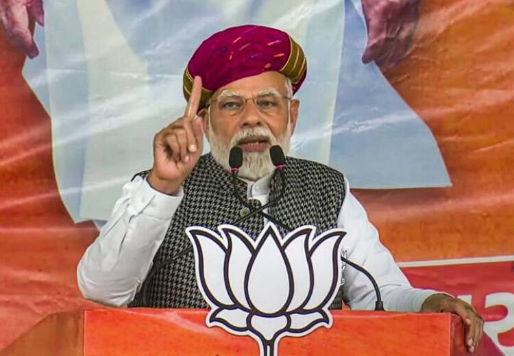 PM Modi on Aukaat Remark of Congress from Surendranagar Rally for Gujarat Assembly Election 2022 Gujarat Election: ‘कांग्रेस तो राज परिवार, उसके सामने मेरी कोई औकात नहीं,’ PM मोदी का मधुसूदन मिस्त्री के बयान पर पलटवार