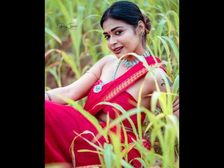 ஓ மை கோஸ்ட் திரைப்படத்தில் தற்போது நடித்துள்ளார்