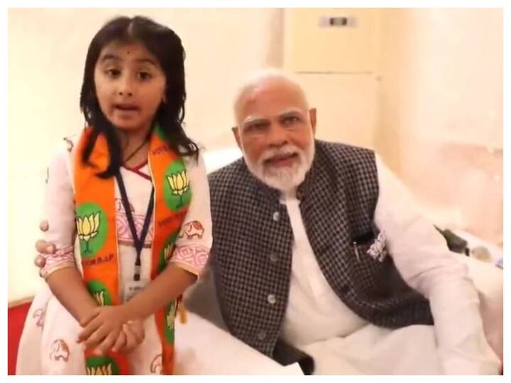 'Child Being Used By PM Modi For Gujarat Election Campaign': Congress Asks EC, NCPCR To Take Notice 'Child Being Used By PM Modi For Gujarat Election Campaign': Congress Asks EC, NCPCR To Take Notice