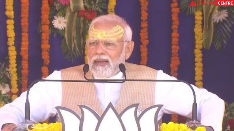 Gujarat Assembly Election 2022:  PM Modi, Delhi CM Kejriwal, Rahul Gandhi to campaign in Gujarat Gujarat Election 2022: ભાજપ અને કોગ્રેસનો આજે પ્રચંડ પ્રચાર, PM મોદીની ત્રણ તો રાહુલ ગાંધીની બે સભા