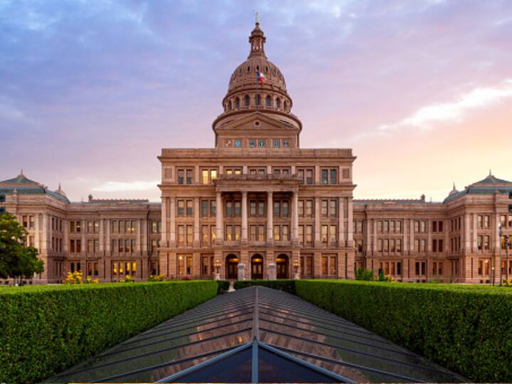 Austin, Texas- Austin is no longer the secretive haven in Central Texas that Death Proof and Dazed and Confused give you hints of. 