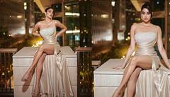 Janhvi Kapoor Photos: ਸਿਮਰੀ ਗਾਊਨ ਪਹਿਨ ਕੇ ਜਾਹਨਵੀ ਕਪੂਰ ਨੇ ਦਿੱਤੇ ਕਿਲਰ ਪੋਜ਼