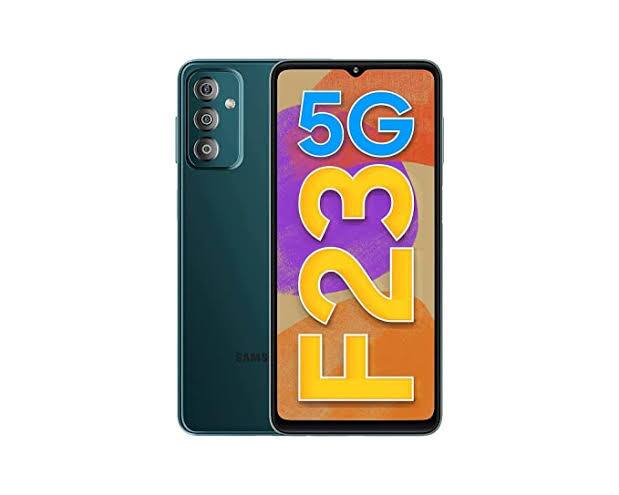 Samsung Galaxy F23 5G : इस फोन के 6GB + 128GB स्टोरेज मॉडल की कीमत 16,999 रुपये है. इस फोन में 120Hz रिफ्रेश रेट के साथ Snapdragon 750G चिपसेट मिलती है. इसके अलावा फोन में 50MP कैमरा और 5000mAh की बैटरी दी गई है, जिसे 25W फास्ट चार्जिंग से चार्ज किया जा सकता है.
