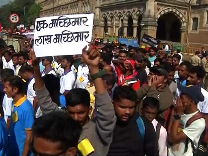 प्रस्तावित वाढवण बंदराला स्थानिकांचा विरोध आहे. हा विरोध तीव्र करण्यासाठी वाढवण बंदर विरोधी संघर्ष समितीनं आज मोर्चाचं आयोजन केलं आहे.