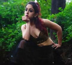 Ira Khan : देखें आमिर खान की लाडली बेटी आयरा खान की स्टाइलिश फोटोज, ग्लैमर इंडस्ट्री से रहती हैं दूर