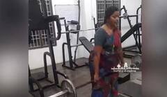 Viral News: 56 ਸਾਲ ਦੀ ਉਮਰ 'ਚ ਸਾੜੀ ਪਾ ਕੇ ਔਰਤ ਨੇ ਜਿੰਮ 'ਚ ਕੀਤਾ ਕਮਾਲ, ਲੋਕਾਂ ਨੇ ਕਿਹਾ ਜ਼ਿੰਦਾਬਾਦ, ਜ਼ਿੰਦਾਬਾਦ