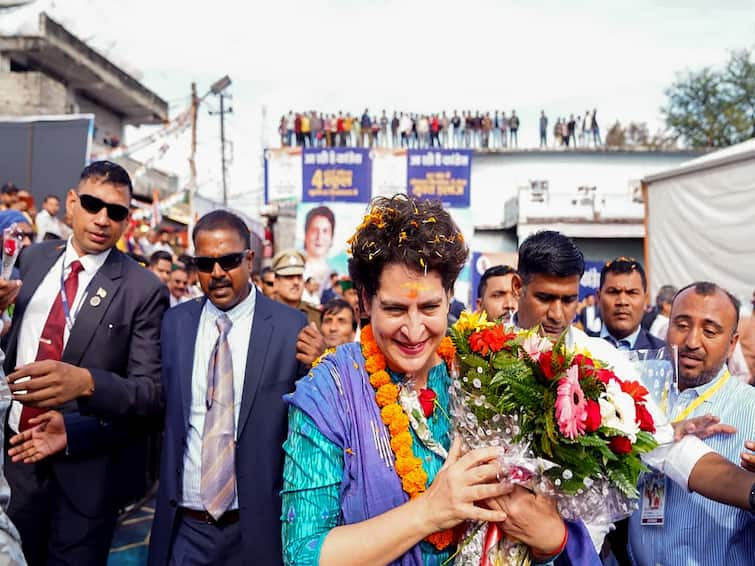 Priyanka Gandhi family to participate Bharat Jodo Yatra MP Congress chief Rahul Burhanpur Madhya Pradesh Priyanka Gandhi And Her Family To Participate In Bharat Jodo Yatra: MP Congress Chief