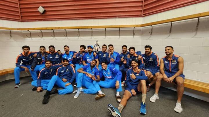 ফলে ম্যাচ টাই হয়। অবশ্য এই ম্যাচ টাই হলেও, গত ম্যাচ জেতায় ১-০ সিরিজ নিজেদের নামে করে ভারত।