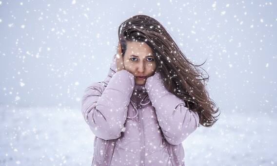 Earache: Follow these tips to get relief from earache in cold weather Earache: Follow these tips to get relief from earache in cold weather