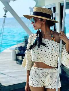 Malaika થી લઇને Urvashi Dholakia સુધી, આ એક્ટ્રેસે ફ્લોન્ટ કર્યા પ્રેગનન્સી સ્ટ્રેચ માર્ક્સ