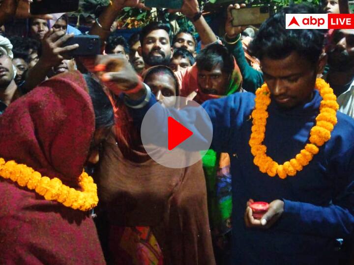 Chapra News Unique Love Stories Husband Marries his wife with her Boyfriend ann Chapra News: हम दिल दे चुके सनम! पति ने कराई BF से पत्नी की शादी, घर से भागी तो हमेशा के लिए कर दिया विदा