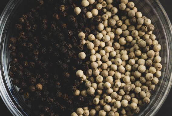 Home Remedy: Know the special benefits of using black pepper! Home Remedy: Know the special benefits of using black pepper!