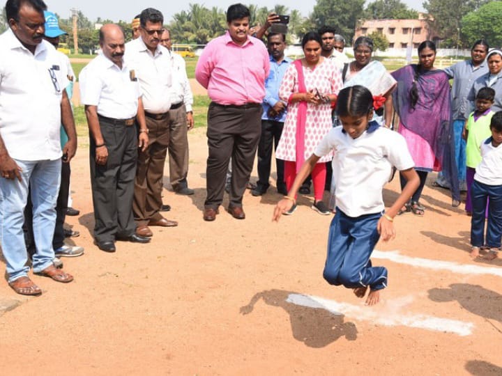 கரூரில் மாற்றுத்திறனாளிகளுக்கான விளையாட்டுப் போட்டி - ஆட்சியர் தொடங்கி வைப்பு