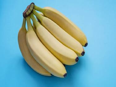 Banana Benefits In Winters: सर्दियों में आप भी खाते हैं केला? जानें रोजाना सुबह खाने से क्या होते हैं फायदे