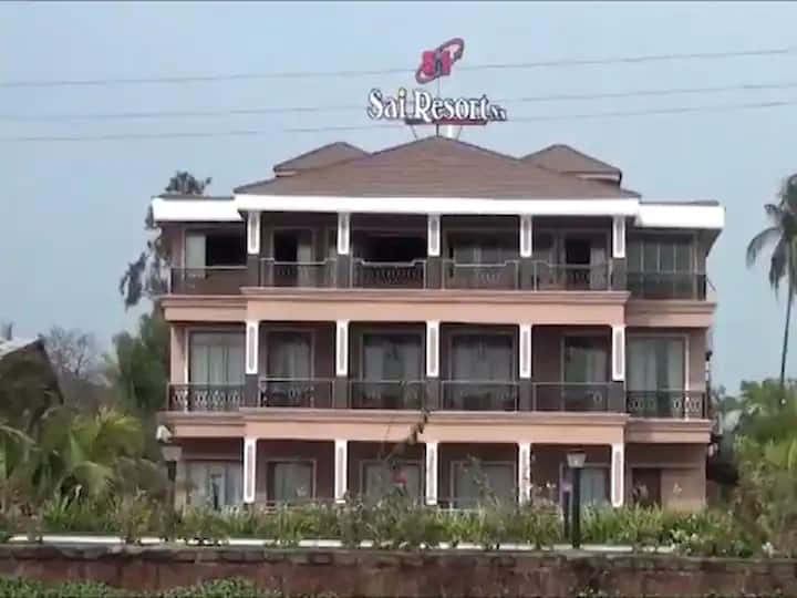 Dapoli News Today High Court will hear petition regarding Sai resort Marathi News Dapoli Sai Resort: साई रिसॉर्टच्या कारवाईबाबत सदानंद कदमांच्या याचिकेवर सोमय्या, इतर प्रतिवादींचा युक्तीवाद; आज सुनावणी