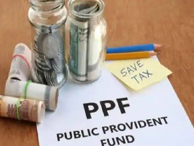 ਪਬਲਿਕ ਪ੍ਰੋਵੀਡੈਂਟ ਫੰਡ (PPF) ਇੱਕ ਅਜਿਹੀ ਸਕੀਮ ਹੈ ਜਿਸ ਵਿੱਚ ਤੁਸੀਂ ਪੈਸਾ ਲਗਾ ਕੇ ਵੱਡਾ ਰਿਟਰਨ ਪ੍ਰਾਪਤ ਕਰ ਸਕਦੇ ਹੋ। PPF ਸਕੀਮ ਵਿੱਚ ਤੁਸੀਂ 15 ਸਾਲਾਂ ਲਈ ਪੈਸਾ ਨਿਵੇਸ਼ ਕਰ ਸਕਦੇ ਹੋ, ਜਿਸ ਨੂੰ ਤੁਸੀਂ ਬਾਅਦ ਵਿੱਚ ਆਪਣੀ ਲੋੜ ਅਨੁਸਾਰ 5-5 ਸਾਲਾਂ ਲਈ ਨਿਵੇਸ਼ ਕਰ ਸਕਦੇ ਹੋ। . ਇਸ ਸਕੀਮ ਤਹਿਤ ਤੁਸੀਂ ਘੱਟੋ-ਘੱਟ 500 ਰੁਪਏ ਅਤੇ ਵੱਧ ਤੋਂ ਵੱਧ 1.5 ਲੱਖ ਰੁਪਏ ਦਾ ਨਿਵੇਸ਼ ਕਰ ਸਕਦੇ ਹੋ।