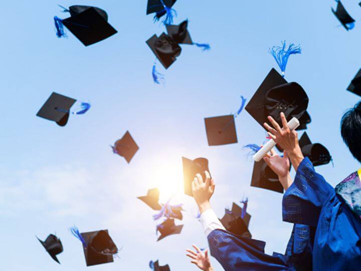 Rich Children: देश के टॉप अमीरों के बच्चे इन स्कूल-कॉलेजों से पढ़े हैं, फीस जानकर हैरान रह जाएंगे आप The children of the country top rich have studied in these schools and colleges know the fees Rich Children: देश के टॉप अमीरों के बच्चे इन स्कूल-कॉलेजों से पढ़े हैं, फीस जानकर हैरान रह जाएंगे आप