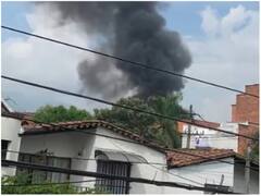 कोलंबिया के रिहायशी इलाके में इमारत से टकराया छोटा विमान, 8 लोगों की मौत