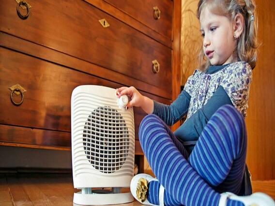 What kind of heater is best to keep my baby's room warm બાળકોને ઠંડીથી બચાવવા માટે રૂમમાં રાખ્યું છે હીટર? જાણો કેટલું છે સલામત