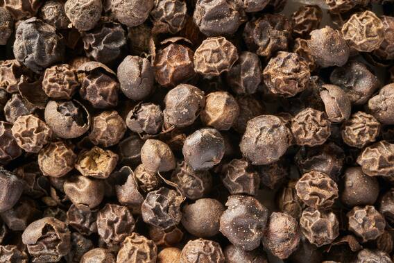 Home Remedy: Know the special benefits of using black pepper! Home Remedy: Know the special benefits of using black pepper!