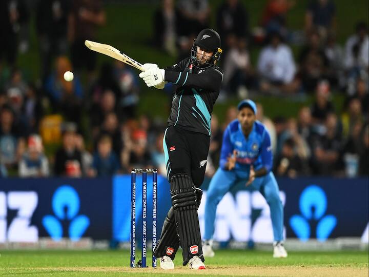 IND vs NZ 3rd T20 glenn phillips and devon conway fifty india get 161 runs target IND vs NZ 3rd T20: न्यूजीलैंड ने दिया भारत को 161 रनों का लक्ष्य, सिराज-अर्शदीप ने किया कमाल