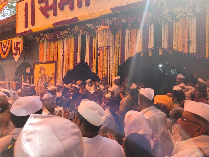 कोरोनानंतर पहिल्यांदाच निर्बंधमुक्त संजीवन समाधी सोहळा साजरा होत आहे.