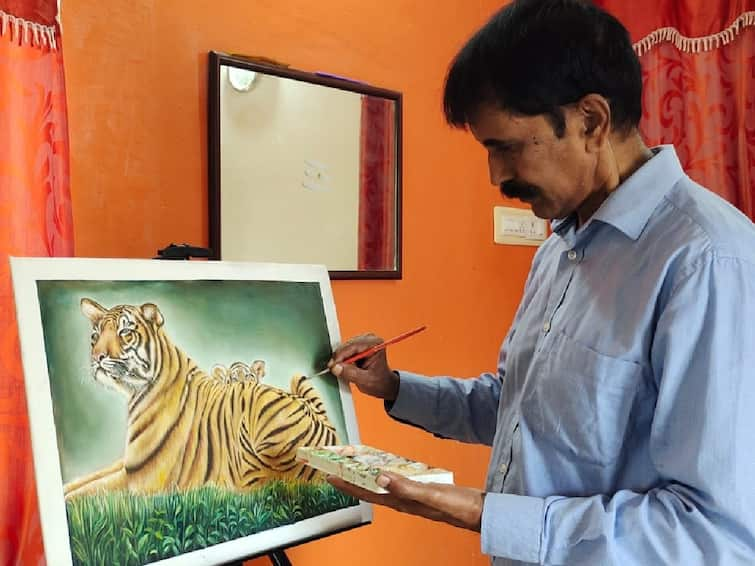 kovai: government worker documents endangered species in the Western Ghats with sketches TNN ‘ஓவியங்களில் உயிர் பெறும் உயிரினங்கள்’ - அழிவின் விளிம்பில் உள்ள உயிரினங்களை ஓவியங்களாக ஆவணப்படுத்தும் அரசுப் பணியாளர்..!