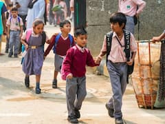 जबलपुर में ठंड की वजह से स्कूलों का बदला समय, जानें- अब कितने बजे से शुरू होगी क्लास