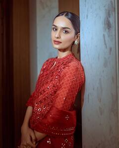 Manushi Chillar: तू चीज़ बड़ी है मस्त मस्त.. मानुषी छिल्लरच्या हॉट लूक; फोटो होतायत व्हायरल!