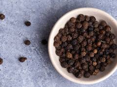 Home Remedy: जाणून घ्या काळी मिरी वापरण्याचा खास फायदा!