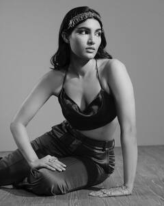 Salman Khan: सलमान खानची भाची करणार बॉलिवूडमध्ये पदार्पण