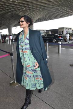 मां बनने के बाद पहली बार एयरपोर्ट पर स्पॉट हुईं Sonam Kapoor, ब्लैक बूट, ब्लैक शेड्स लगाए दिखीं क्लासी
