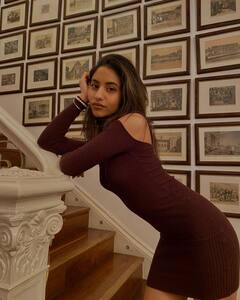 स्टाइल में Suhana Khan को भी मात देती है उनकी कजिन Alia Chhiba, जानें आखिर क्यों वायरल हुईं ये तस्वीरें