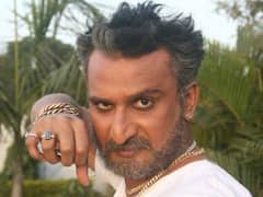 खलनायकी की धौंस दिखाने वाले अवधेश मिश्रा कमाई के मामले में देते हैं बड़े-बड़े हीरो को टक्कर, जानिए नेटवर्थ