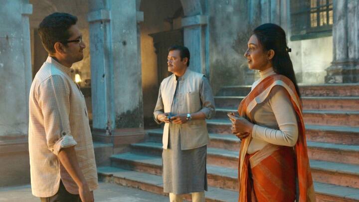 ঋতুপর্ণা বলছেন, 'ঋতুপর্ণার সামনে কী কী চ্যালেঞ্জ নিয়ে এসেছিল 'মহিষাসুরমর্দ্দিনী'? অভিনেত্রী বলছেন, 'যখন এই ছবির শ্যুটিং করেছি তখন কোভিডকে বেশ আক্রান্ত হচ্ছিলেন মানুষজন। '