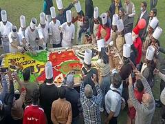 கிறிஸ்துமஸ்க்கு ரெடியாகும் கொடைக்கானல்.. 80 கிலோவில ‘ப்ளம் கேக்’..பிரமிப்பில் சுற்றுலா பயணிகள்..!