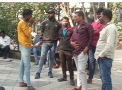 In Pics : पुण्यातील महा मेट्रोच्या कार्यालयावर का जमले शेकडो नागरिक?