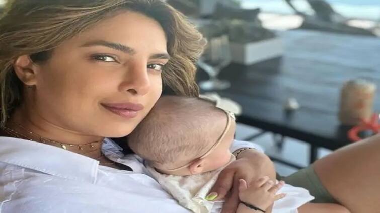 priyanka-chopra-showed-daughter-malti-marie-face-for-the-first-time-see-pics Priyanka Chopra; ਪ੍ਰਿਯੰਕਾ ਚੋਪੜਾ ਨੇ ਖਤਮ ਕੀਤਾ ਫੈਨਜ਼ ਦਾ ਇੰਤਜ਼ਾਰ, ਦਿਖਾਇਆ ਧੀ ਮਾਲਤੀ ਦਾ ਚਿਹਰਾ, ਦੇਖੋ ਮਾਲਤੀ ਦੀ ਪਹਿਲੀ ਤਸਵੀਰ