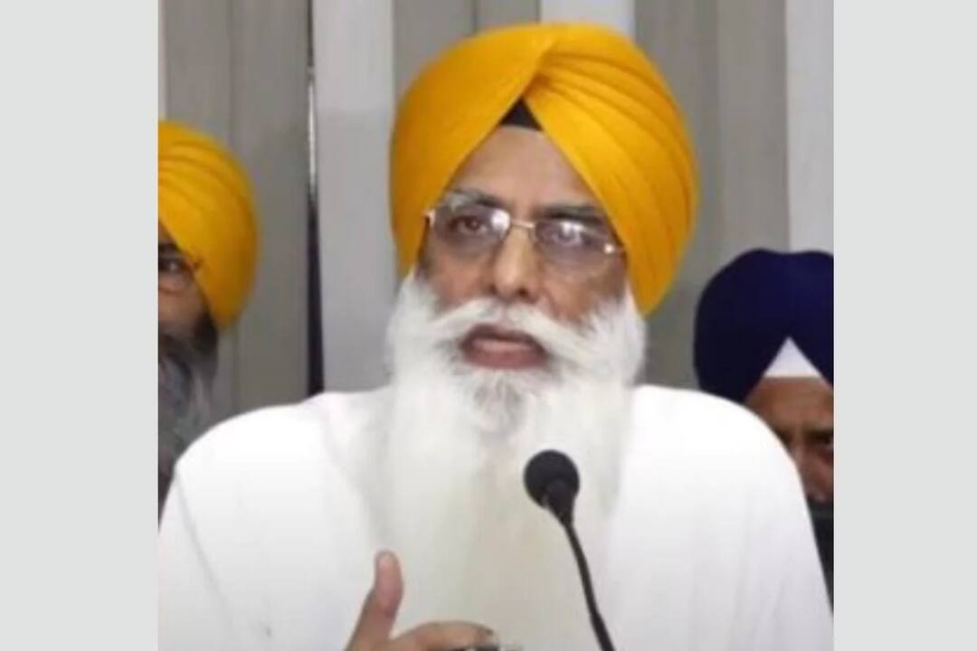 Illegal Encroachment on Road : Illegal encroachment on the roads leading to Sri Harmandir Sahib, traffic jams Illegal Encroachment on Road : ਸ੍ਰੀ ਹਰਿਮੰਦਰ ਸਾਹਿਬ ਵੱਲ ਜਾਂਦੇ ਰਾਹਾਂ 'ਤੇ ਨਾਜਾਇਜ਼ ਕਬਜ਼ਿਆਂ ਤੇ ਟ੍ਰੈਫਿਕ ਜਾਮ ਨਾਲ ਮੰਦਾ ਹਾਲ 