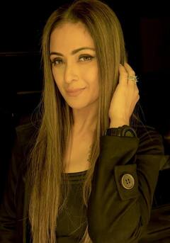 Simran : அந்தகன் படப்பிடிப்பில் நடிகை சிம்ரன்...ஸ்டன்னிங் க்ளிக்ஸ் இதோ!