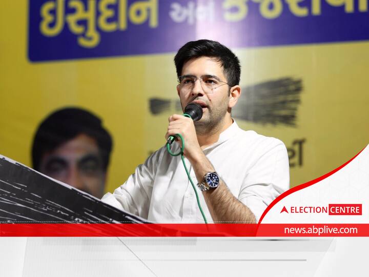 Soja Beta Warna Kejriwal Aa Jayega: Now 'Sholay' Dialogue Makes It To AAP's Gujarat Campaign Soja Beta Warna Kejriwal Aa Jayega: Now 'Sholay' Dialogue Makes It To AAP's Gujarat Campaign