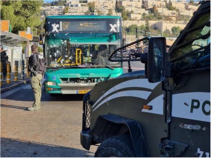 Twin explosions in Jerusalem Bus Stand at least one person Killed and 18 people Injured Jerusalem Blast: बस स्टैंड पर दो धमाकों से दहला येरुशलम, 1 शख्स की मौत, कम से कम 18 लोग घायल
