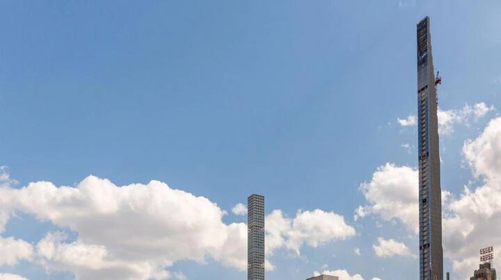 વિશ્વની સૌથી પાતળી ઇમારતનું નામ સ્ટેનવે ટાવર છે. તેની ઉંચાઈ 1,428 ફૂટ છે. આ ટાવરમાં 84 માળ છે. 'સ્ટેનવે ટાવર' બનાવનાર ડેવલપર્સનો દાવો છે કે આ હાઈરાઈઝ ટાવર 'વિશ્વની સૌથી પાતળી ઈમારત' છે. તેની ઊંચાઈ અને પહોળાઈનો ગુણોત્તર 24:1