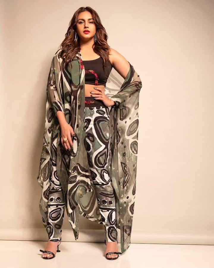 अभिनेत्री हुमा कुरेशी कोणत्याही चित्रपटाचा भाग बनली तरी स्वतःला त्यात पूर्णपणे सामावून घेते.अभिनेत्रीला सतत प्रोजेक्ट्सच्या ऑफर्स येत असतात.  (फोटो सौजन्य :iamhumaq/इंस्टाग्राम)