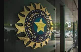 BCCI: இந்திய கிரிக்கெட் அணியில் சாதி பிரச்னை?.. டிவிட்டரில் விளாசும் ரசிகர்கள்..